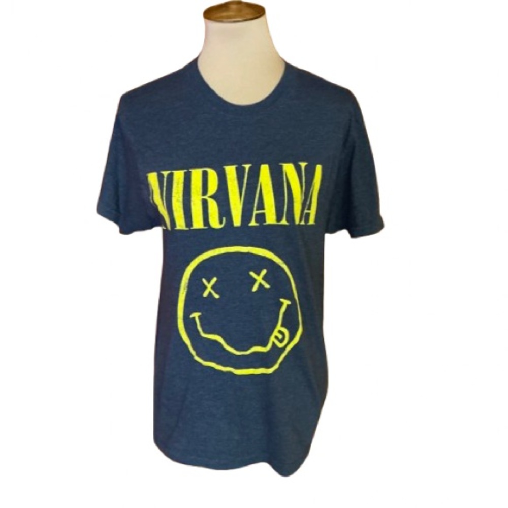 Vtg Y2K Nirvana Happy Face Graphic T shirt